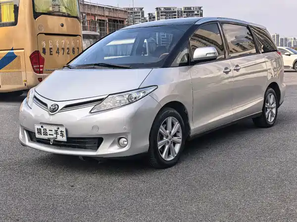 Toyota Previa 2012