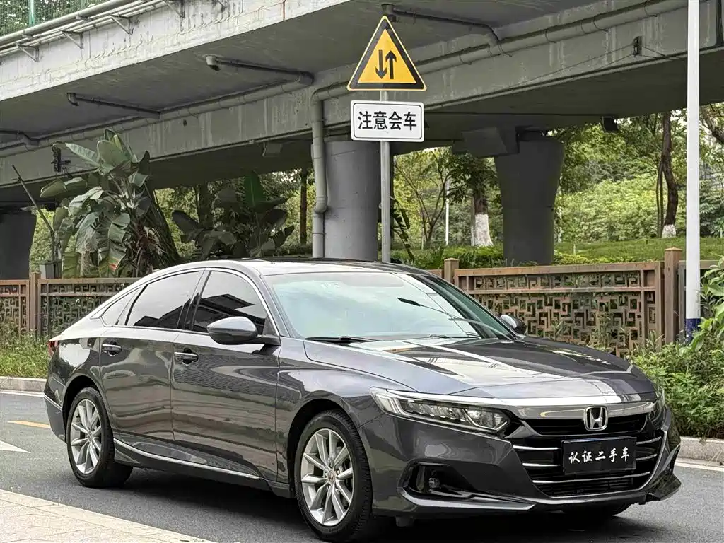 Honda Accord 2022 — фото 11