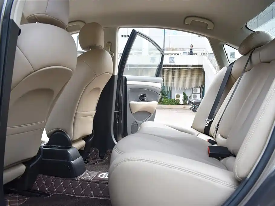 Nissan Sylphy 2016 — фото 11