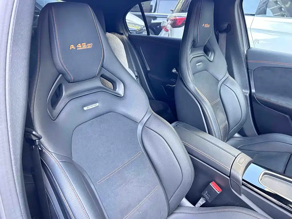 Mercedes-Benz A-Class AMG 2025 — фото 9