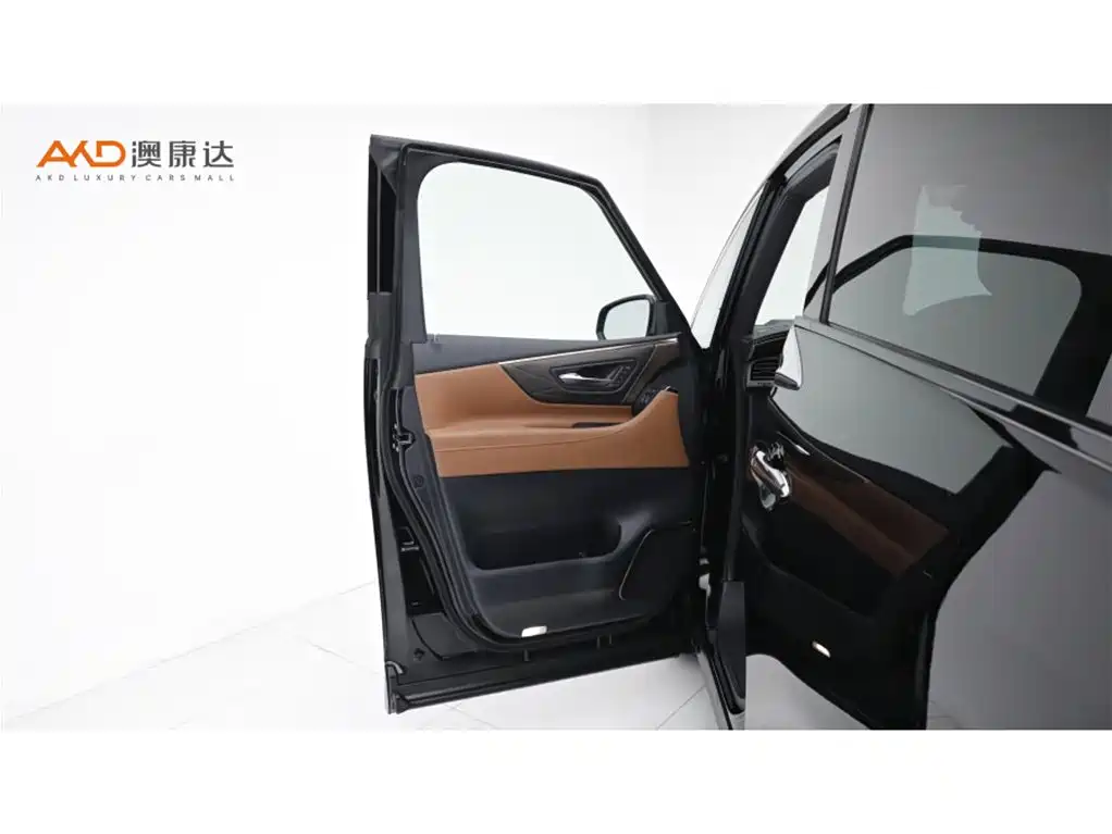 Toyota Alphard 2024 — фото 11