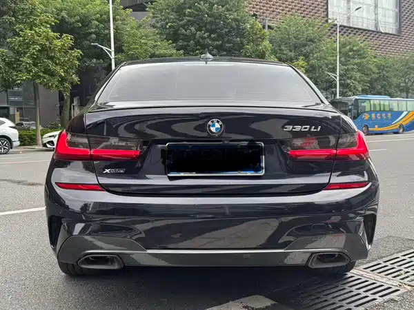 BMW 3 Series 2022