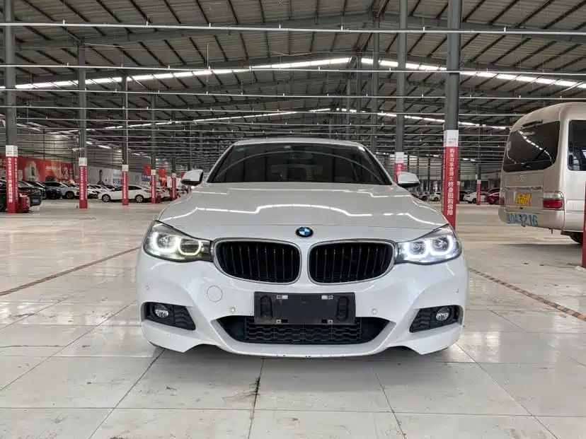 BMW 3 Series GT 2019 — фото 2