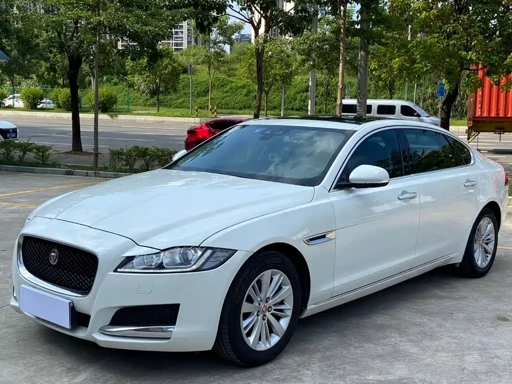 Jaguar XFL 2016