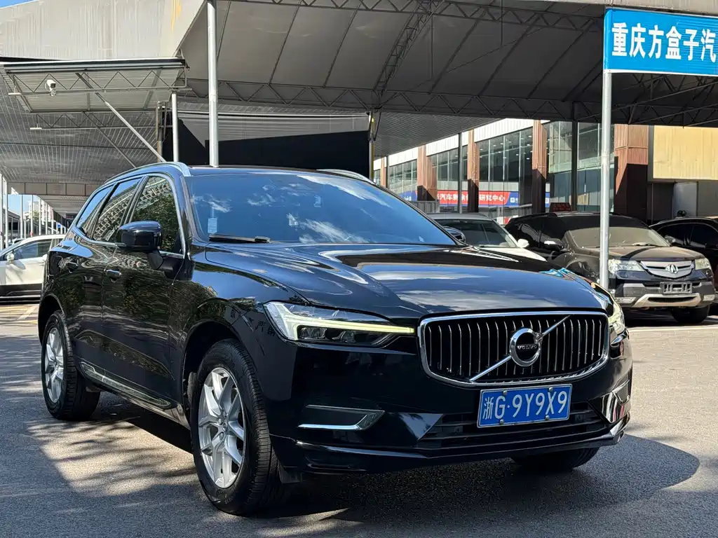 Volvo XC60 2021 — фото 3