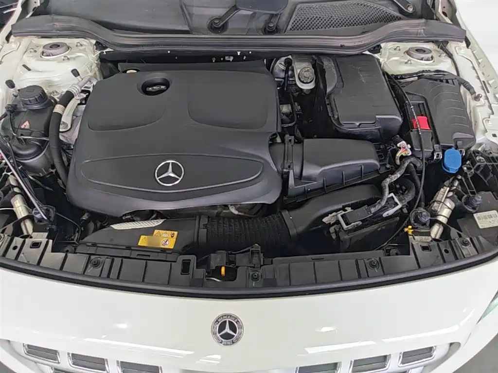 Mercedes-Benz GLA 2018 — фото 20