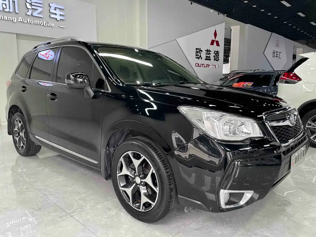 Subaru Forester 2014 — фото 10