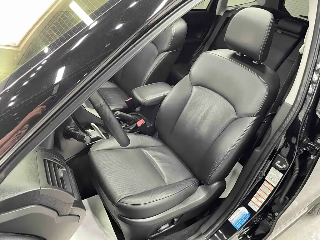 Subaru Forester 2014 — фото 15