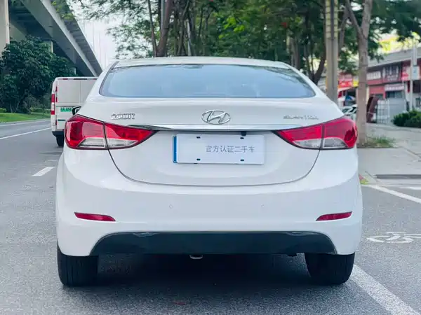Hyundai Elantra Langdong 2015
