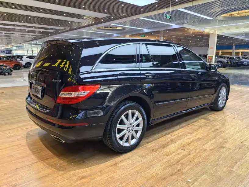 Mercedes-Benz R-Class 2013 — фото 21