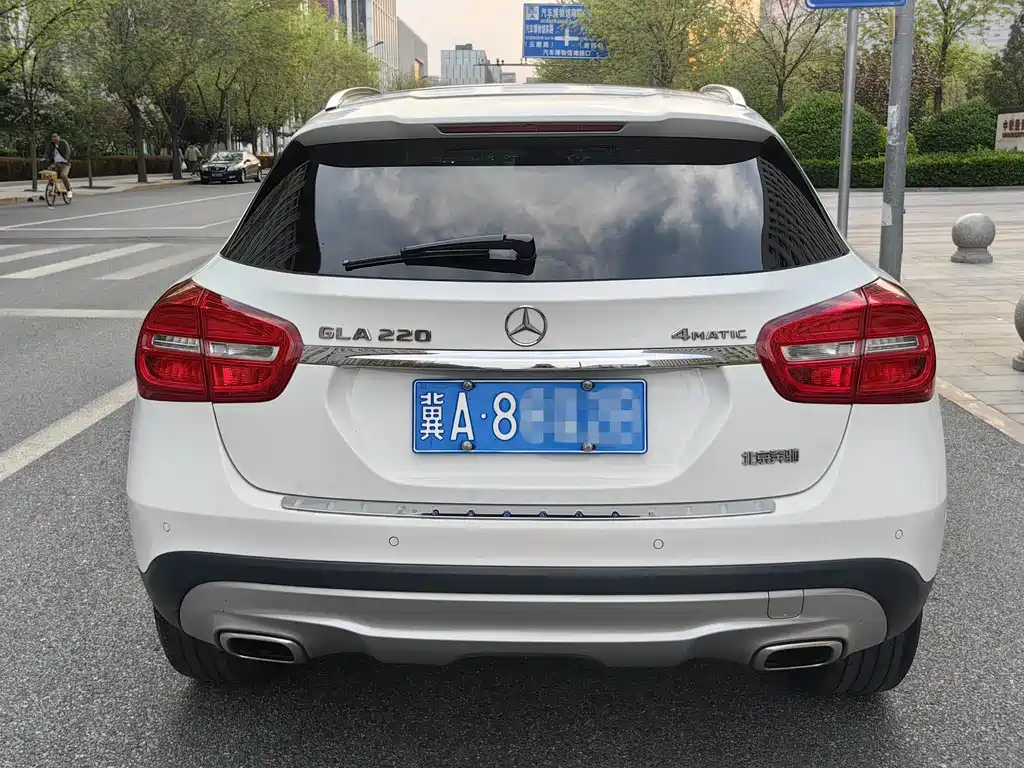 Mercedes-Benz GLA 2017