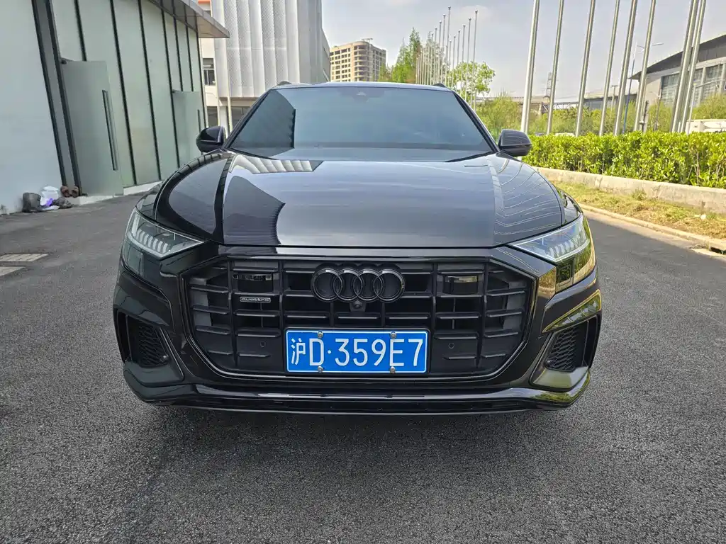 Audi Q8 2021 — фото 2