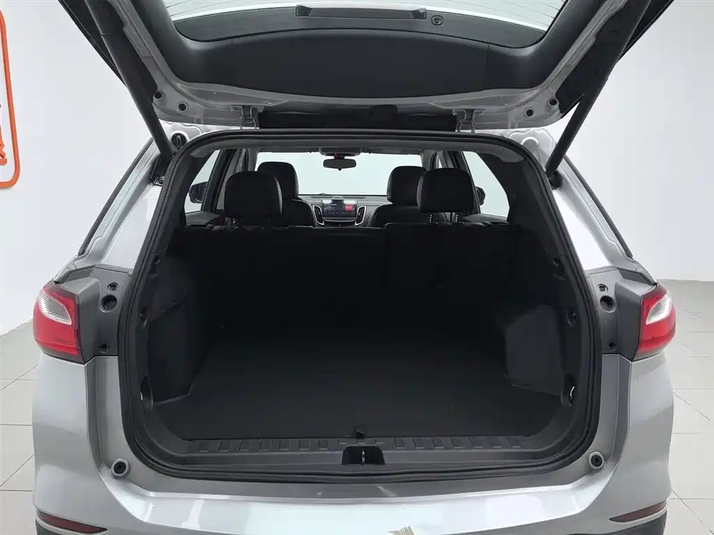 Chevrolet Equinox 2019 — фото 16