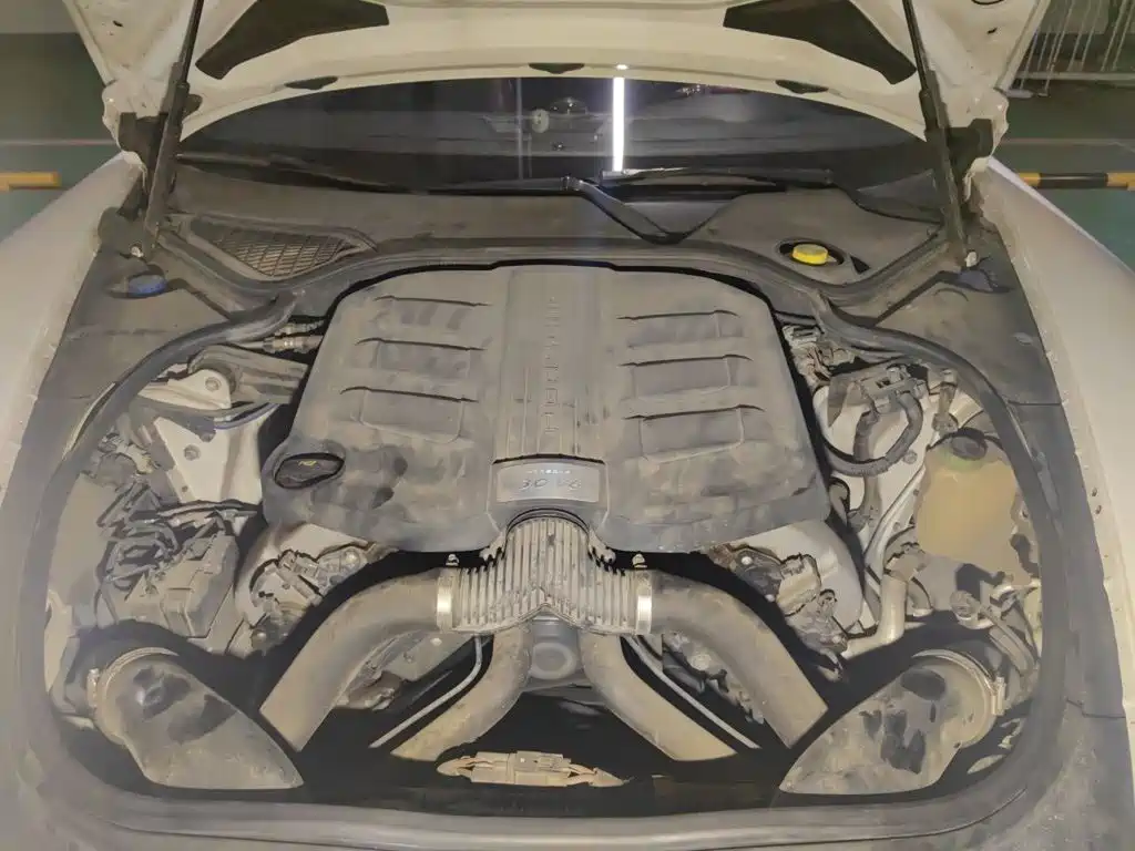 Porsche Panamera 2015 — фото 16