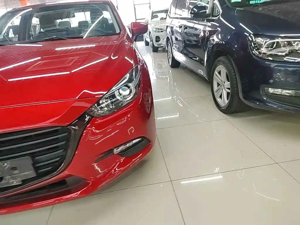 Mazda 3 Axela 2019 — фото 24