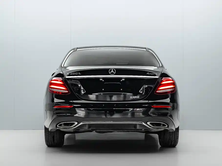 Mercedes-Benz E-Class 2020 — фото 6