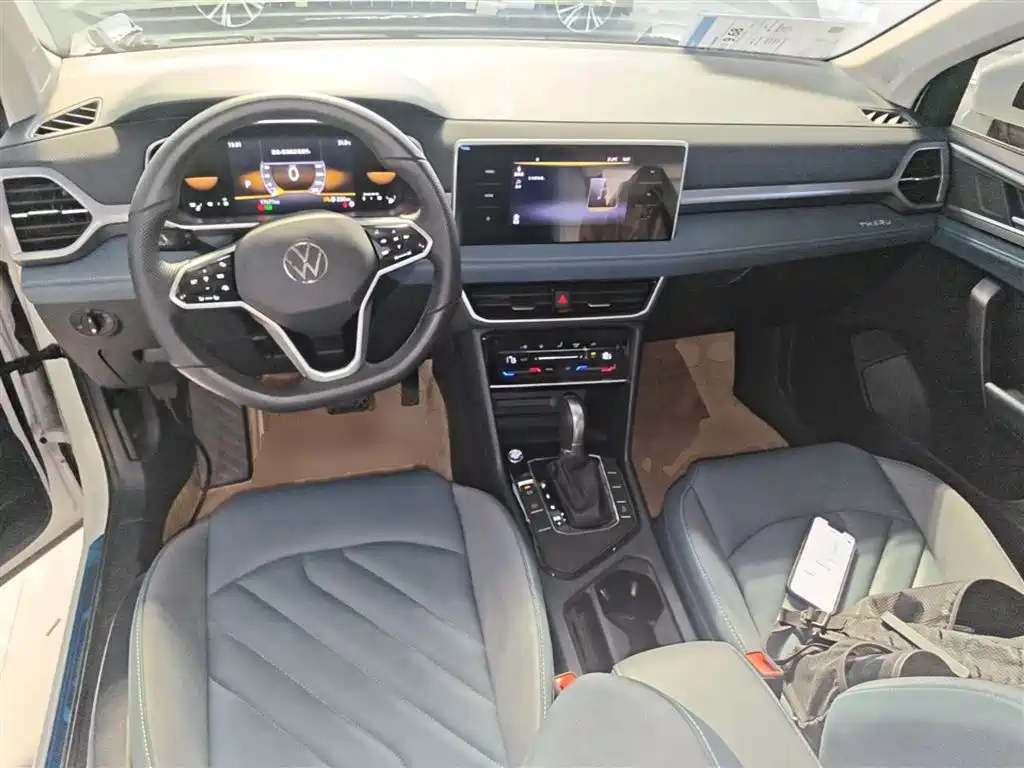 Volkswagen Tharu 2023 — фото 10