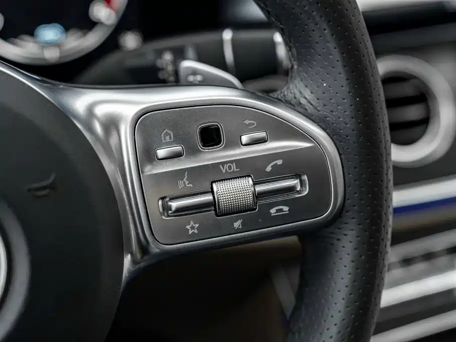 Mercedes-Benz E-Class 2020 — фото 10