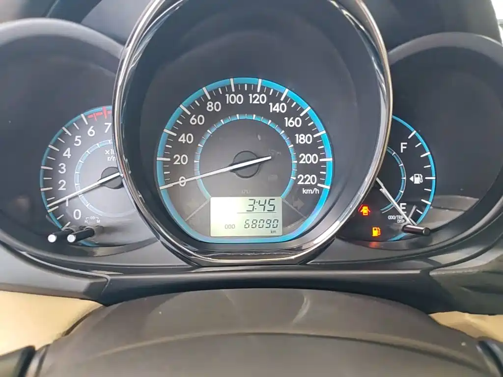 Toyota Vios 2016 — фото 12