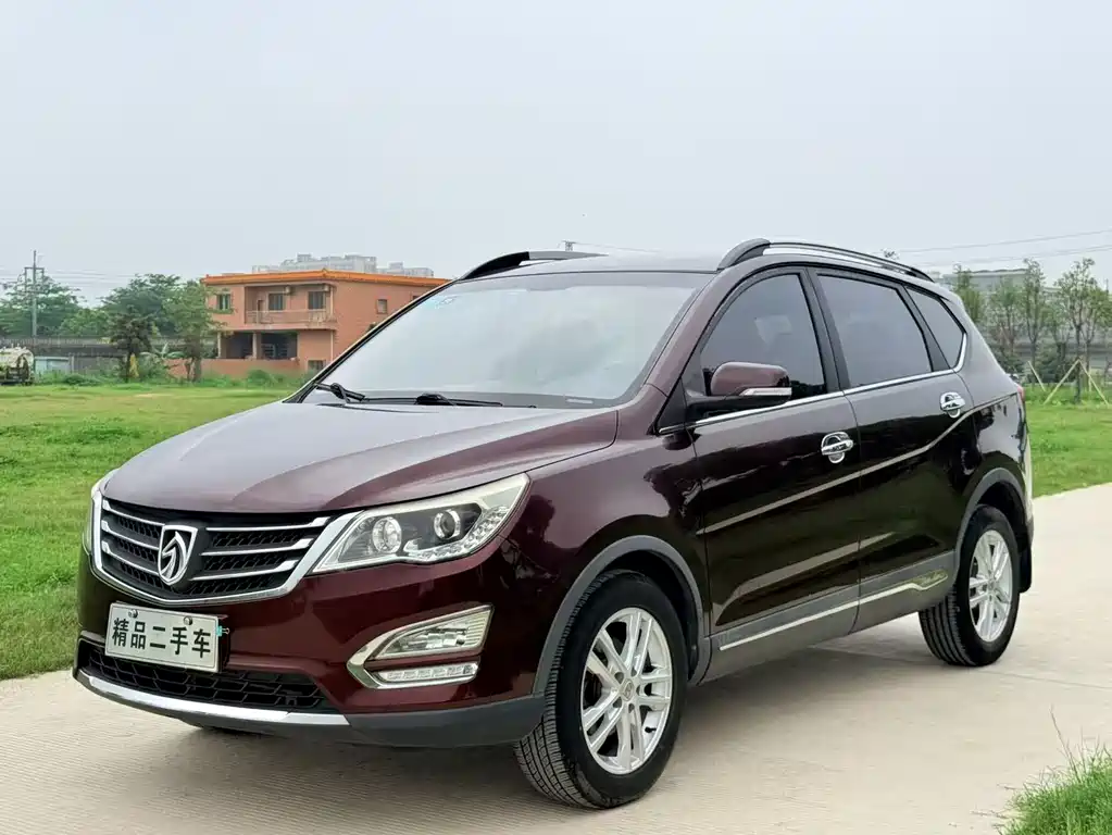 Baojun 560 2015