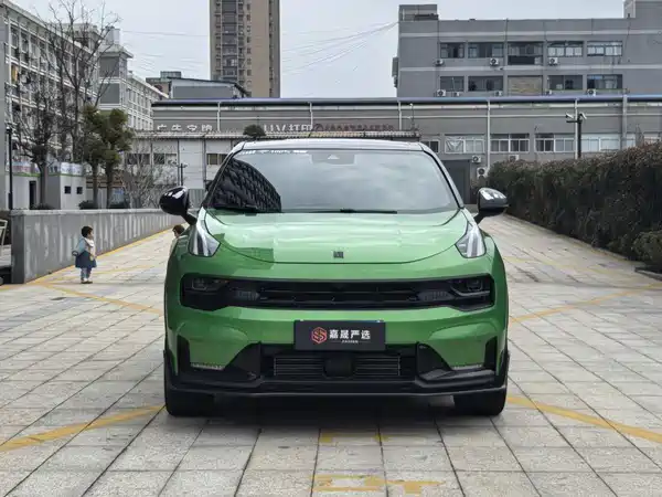 Lynk & Co 05 2022