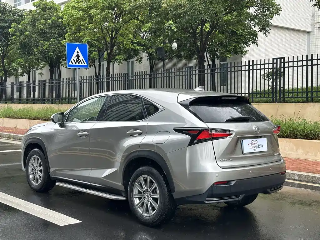 Lexus NX 2016 — фото 13