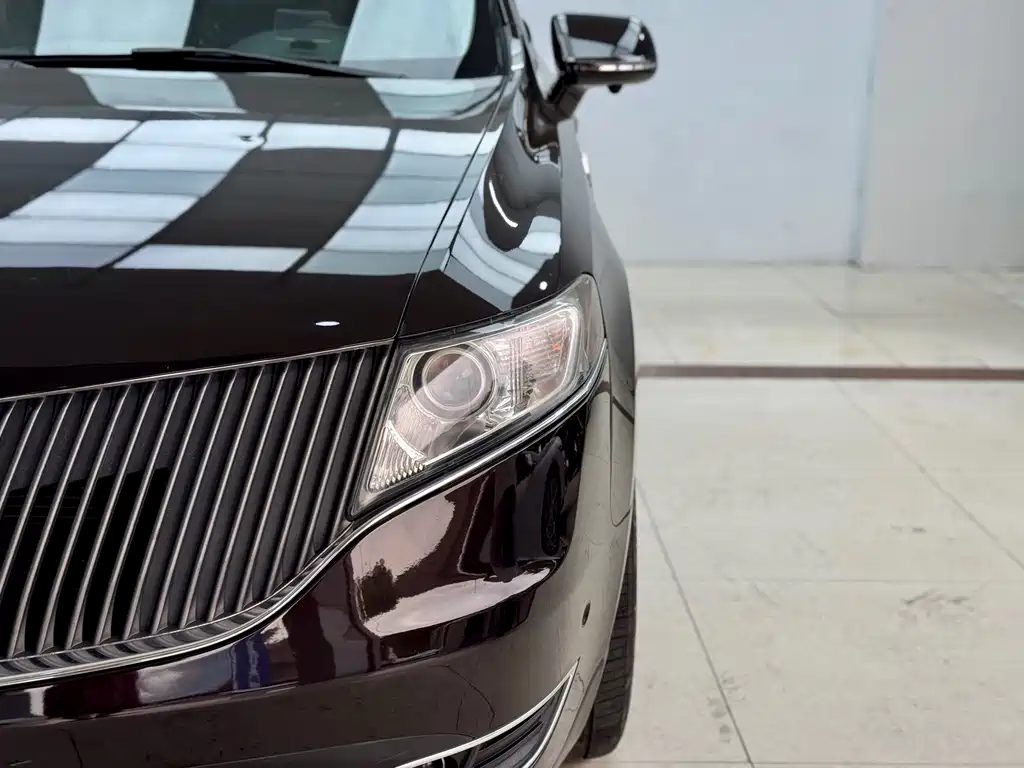 Lincoln MKT 2014 — фото 19