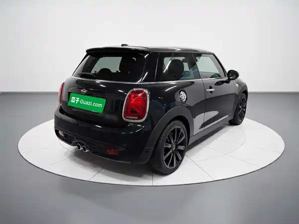 MINI 2019