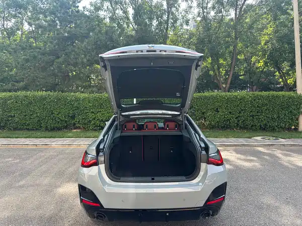 BMW 4 Series 2025