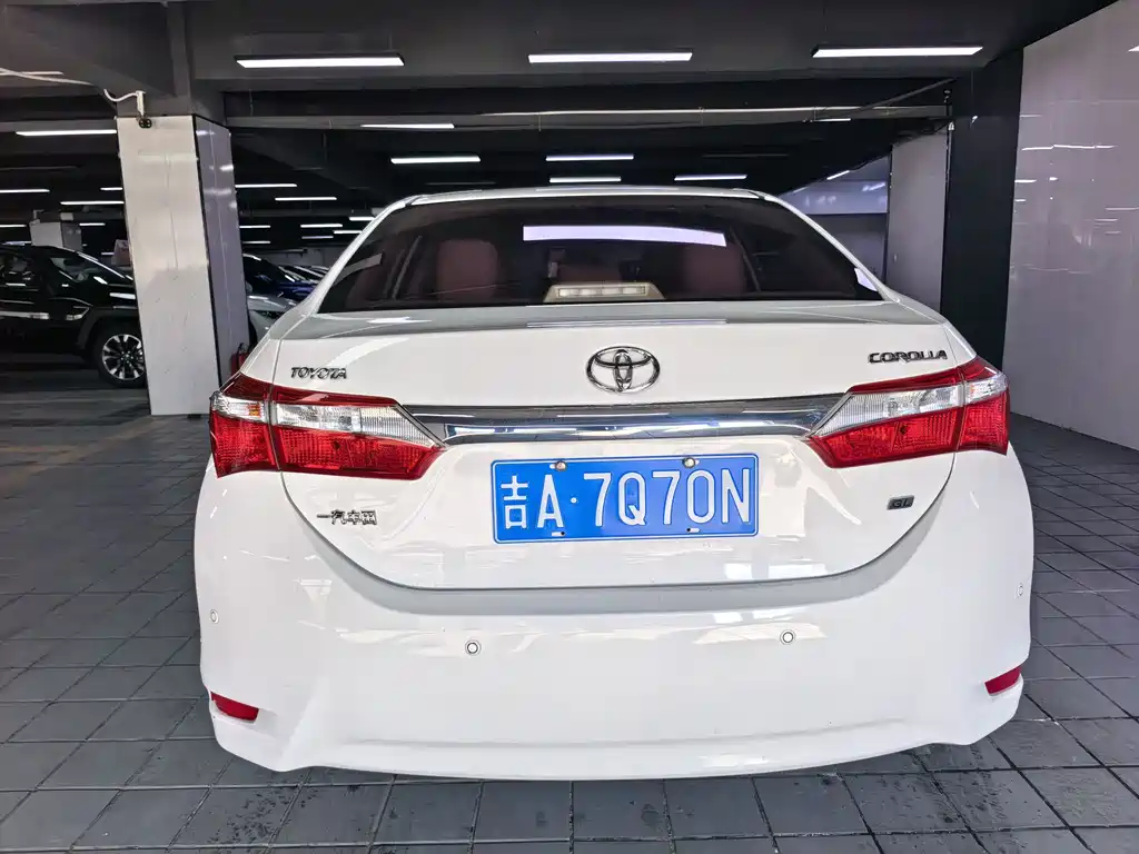 Toyota Corolla 2017 — фото 13