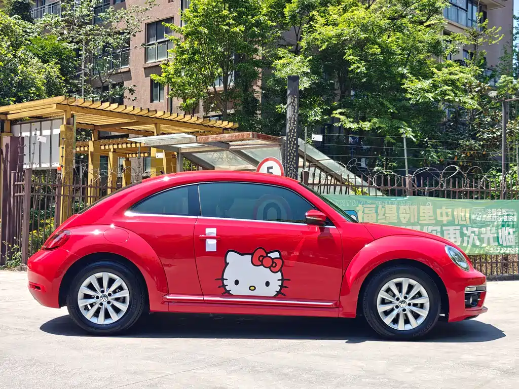 Volkswagen Beetle 2019 — фото 15
