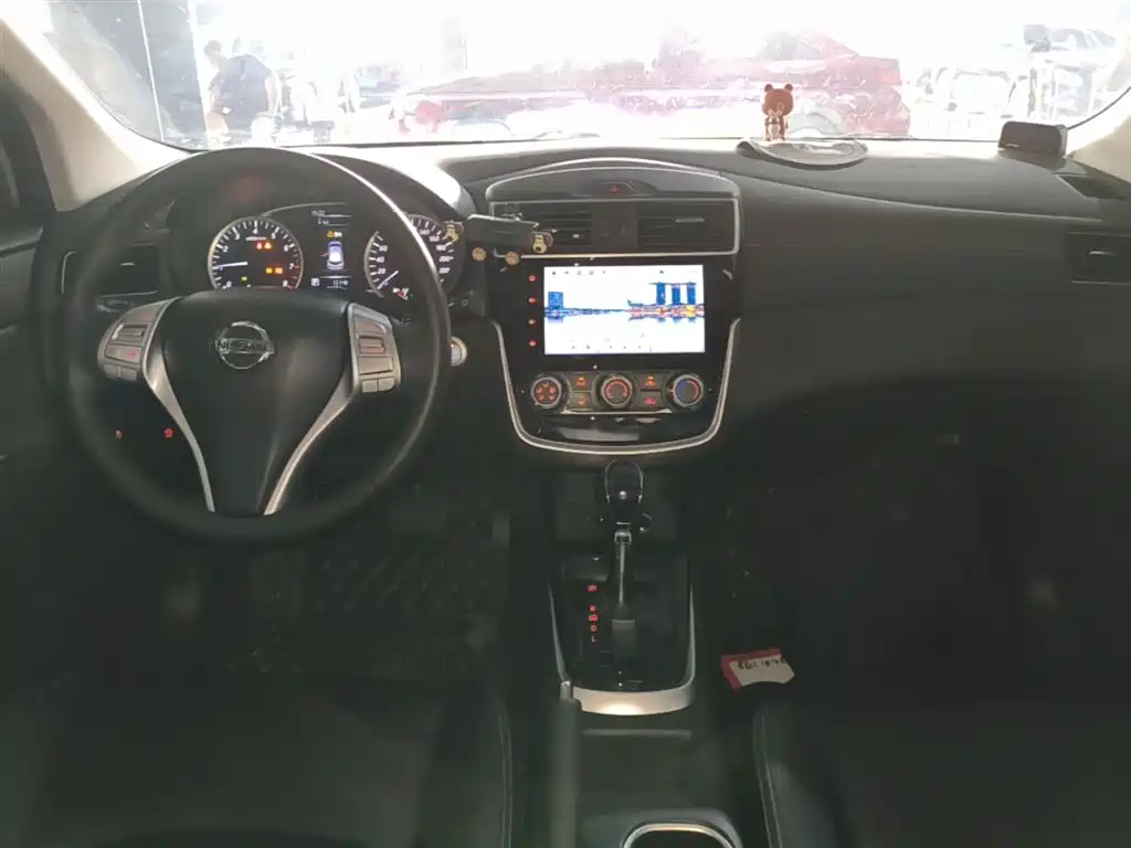 Nissan Tiida 2022 — фото 10