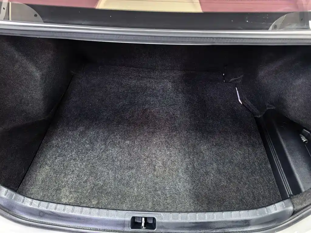 Toyota Corolla 2017 — фото 11