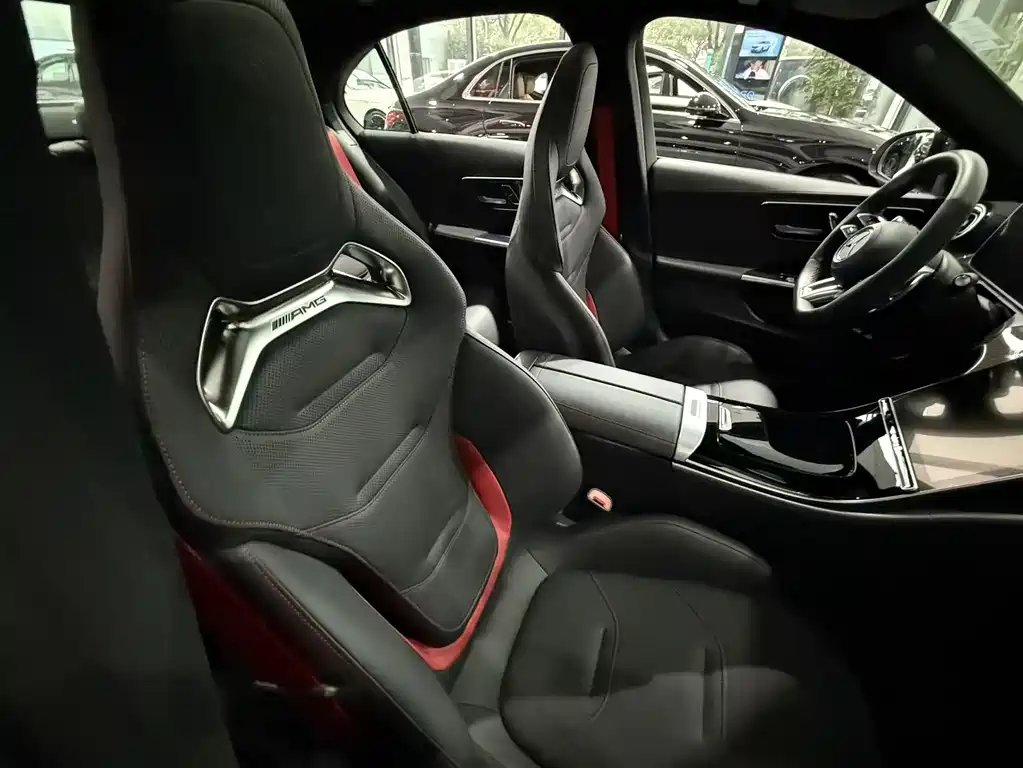 Mercedes-Benz C-Class AMG New Energy — фото 7