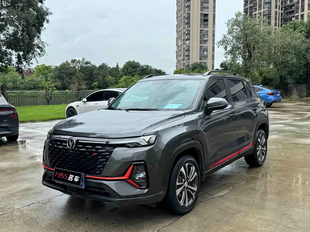 Changan CS35PLUS 2022 — фото 1