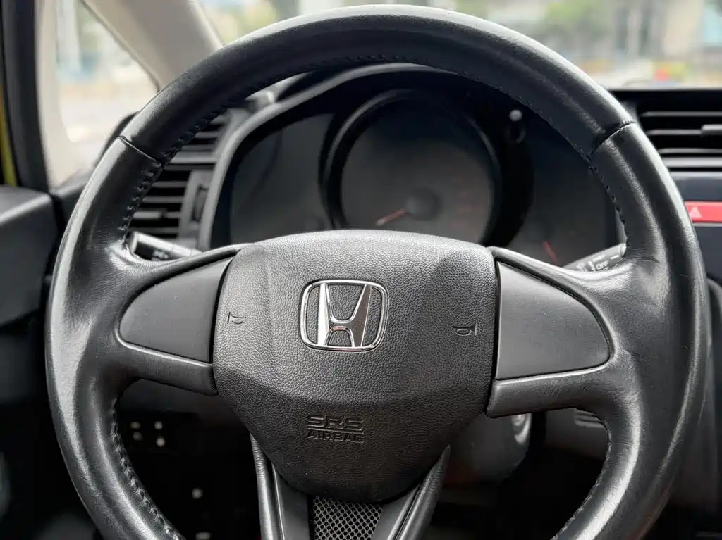 Honda Fit 2016 — фото 16