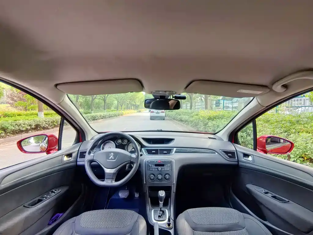 Peugeot 308 2014
