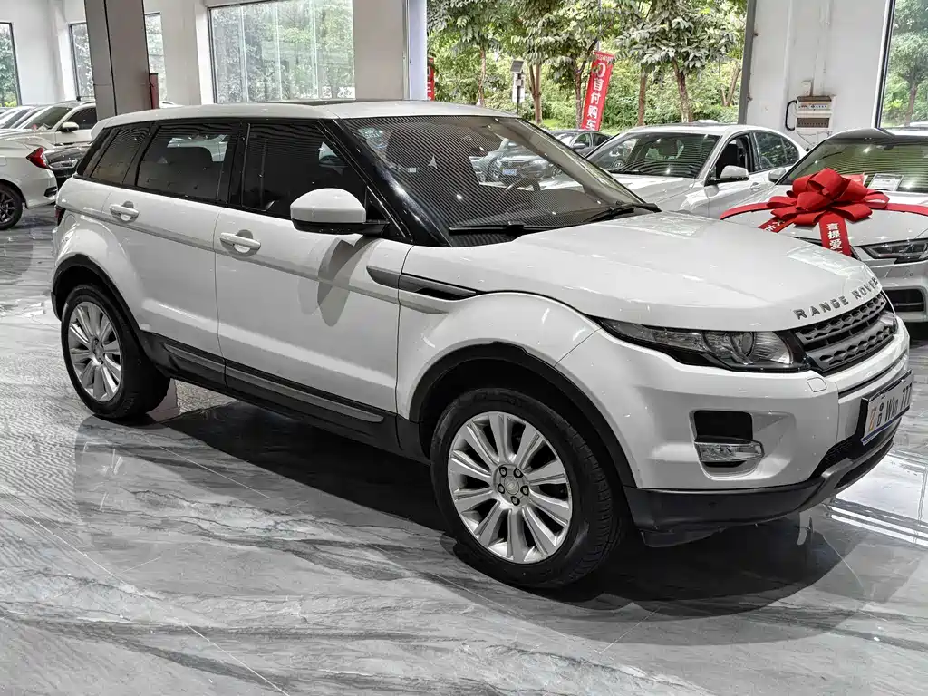 Land Rover Evoque 2015 — фото 3