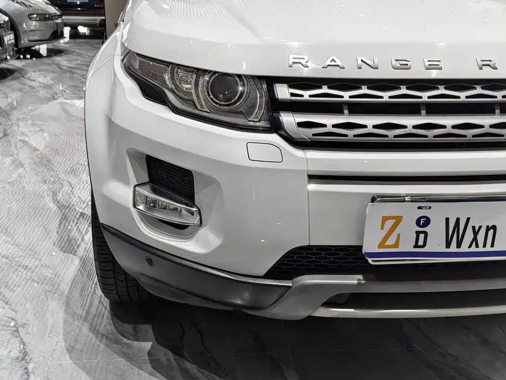 Land Rover Evoque 2015 — фото 17