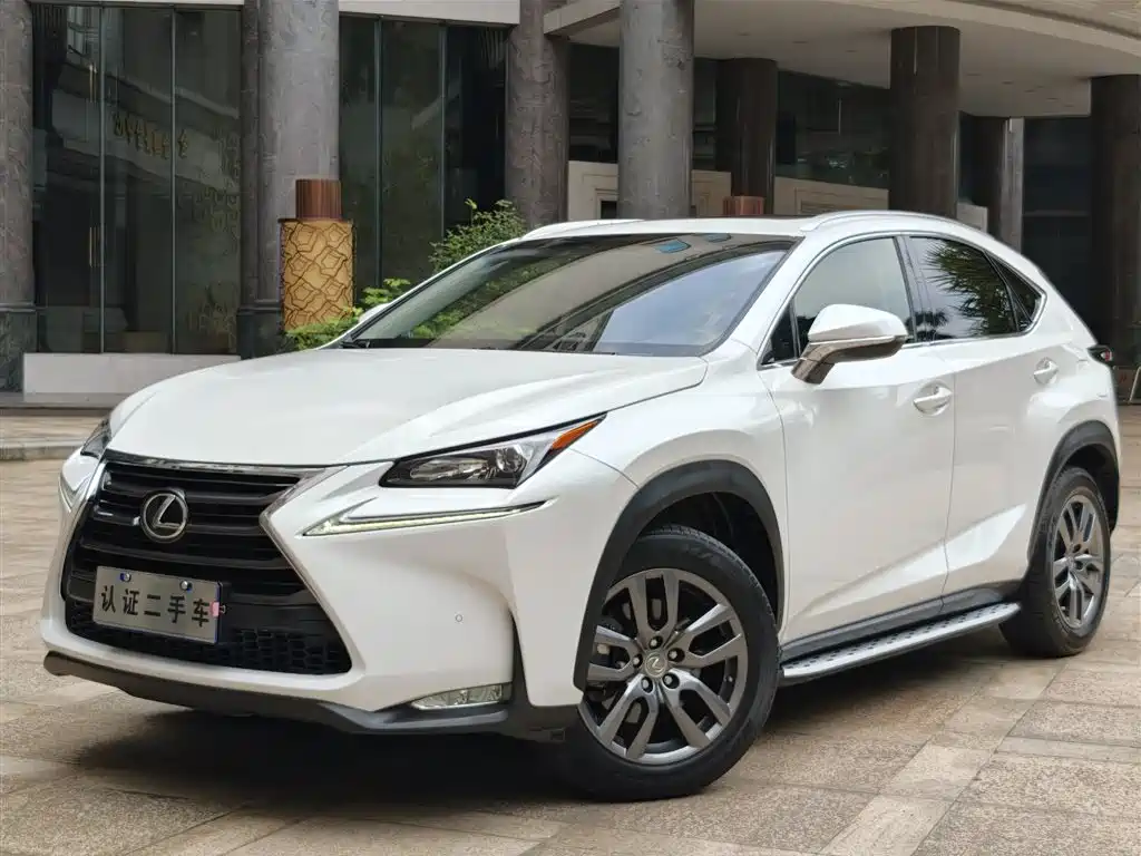Lexus NX 2016 — фото 1