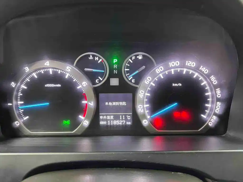 Toyota Alphard 2012 — фото 22