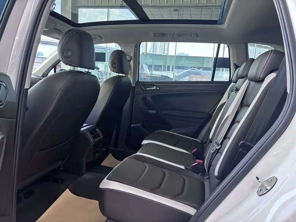 Volkswagen Tiguan L 2018