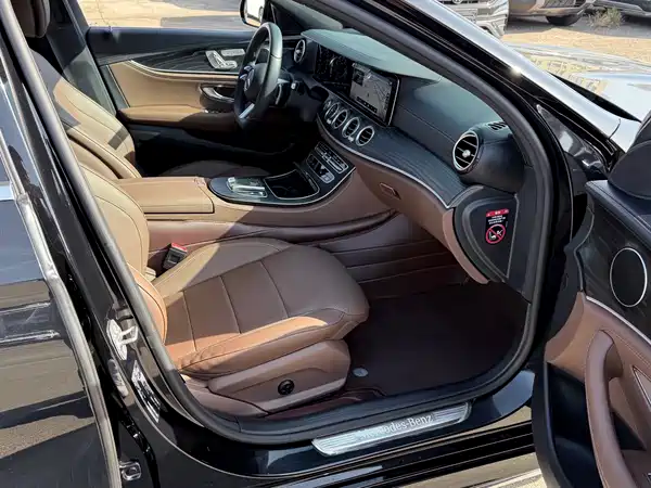 Mercedes-Benz E-Class 2022