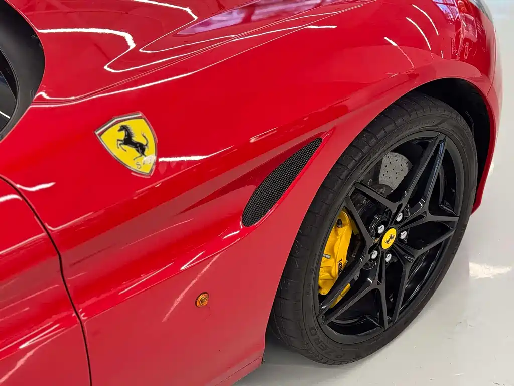 Ferrari California T 2015 — фото 17