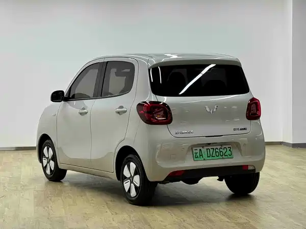 Wuling Hongguang MINIEV 2025