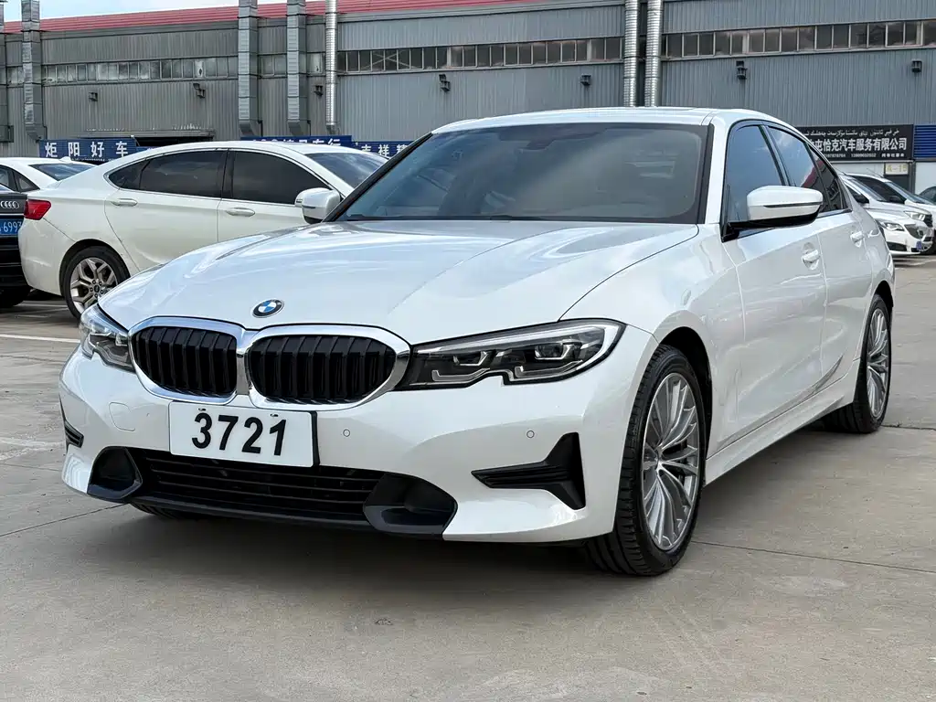 BMW 3 Series 2021