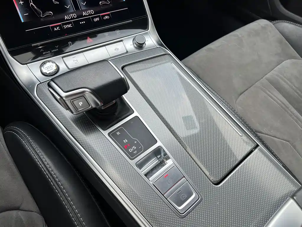 Audi A6L 2023 — фото 9