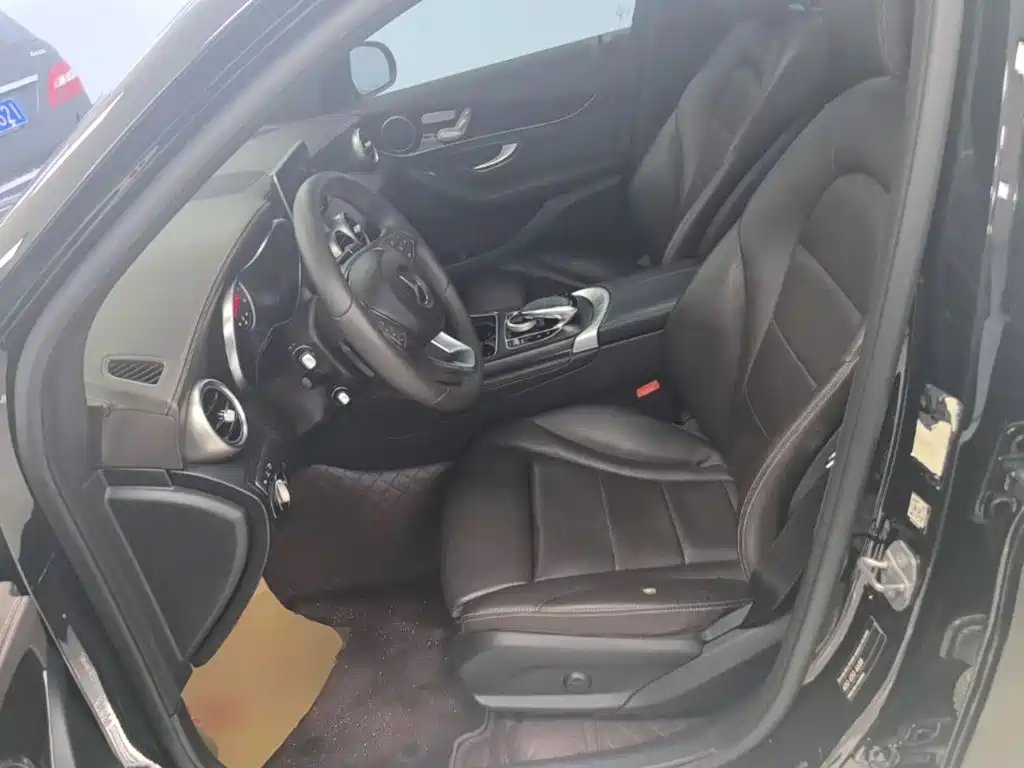 Mercedes-Benz GLC 2019 — фото 15
