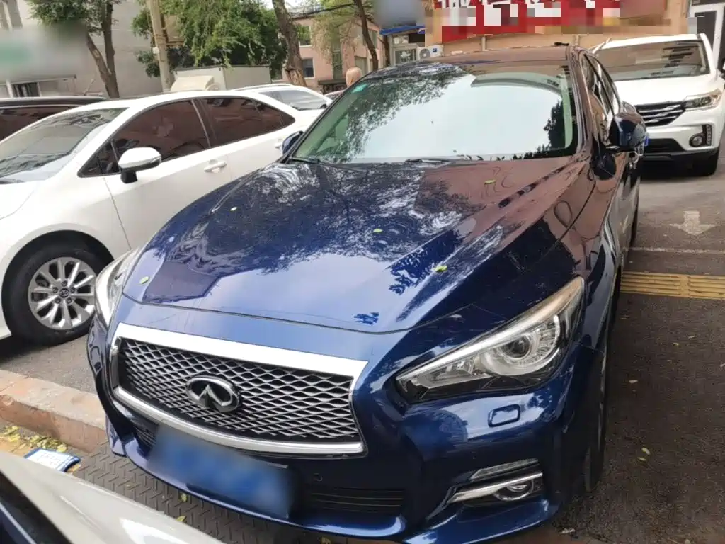 Infiniti Q50L 2016 — фото 3
