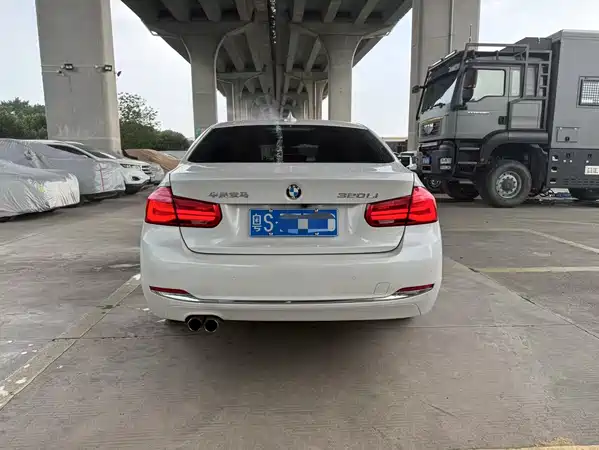 BMW 3 Series 2017